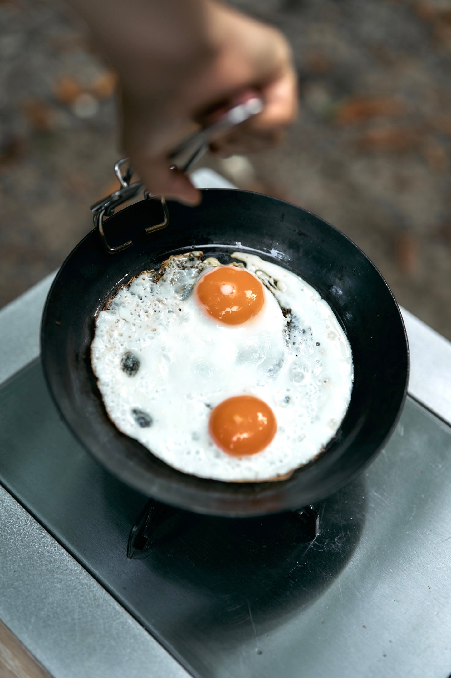 Wanderout / Hammered Iron Flat Frying Pan 22cm