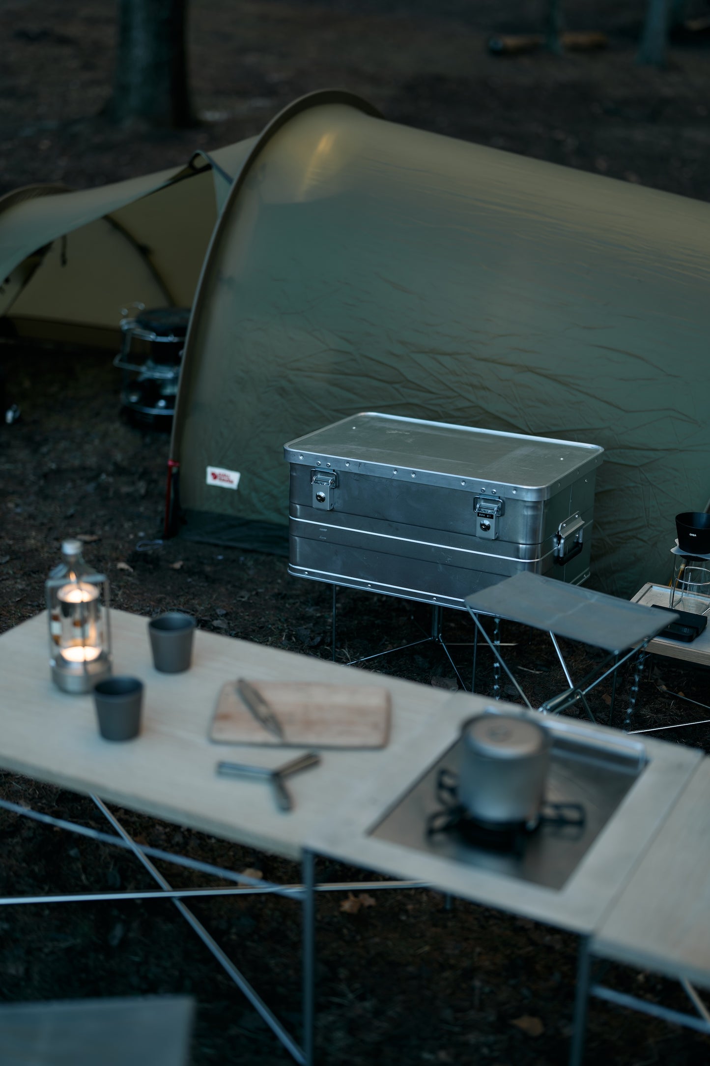Wanderout / Universal Stand - Silver
