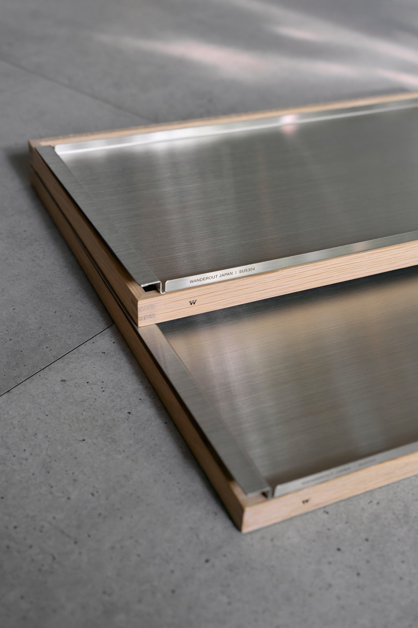 Wanderout / Universal Mesh Tray 00