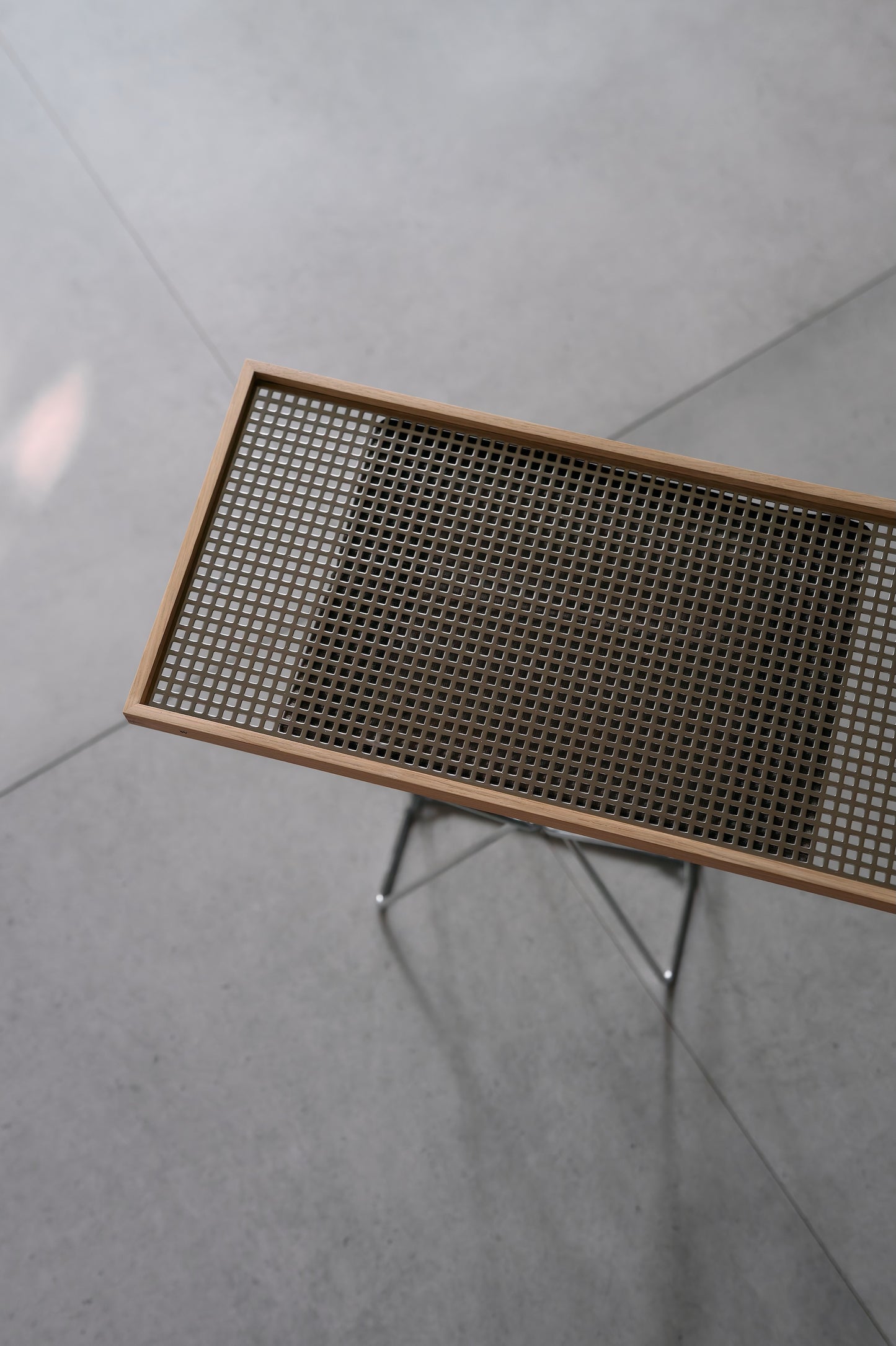 Wanderout / Universal Mesh Tray 00