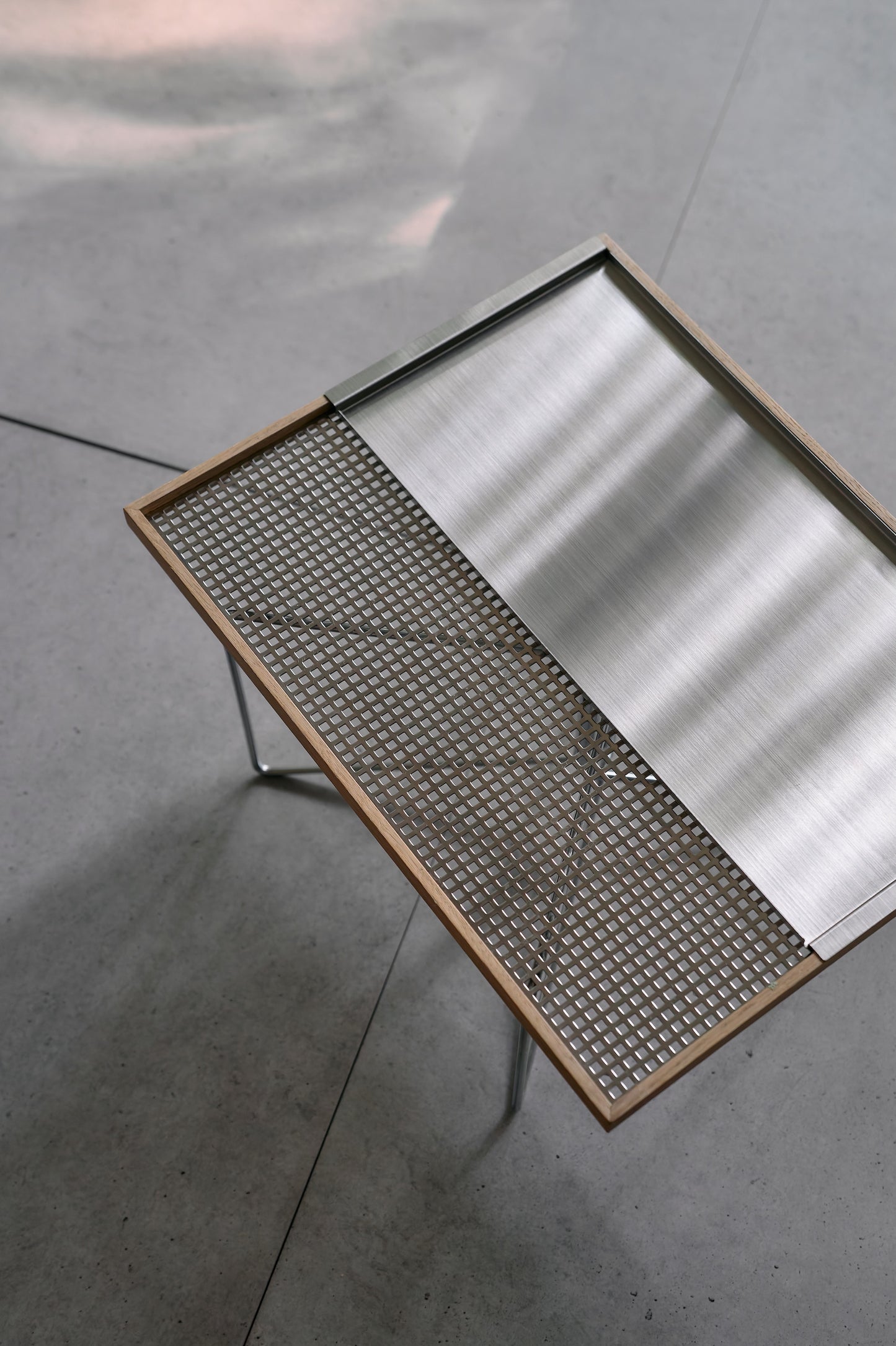 Wanderout / Universal Stand - Silver