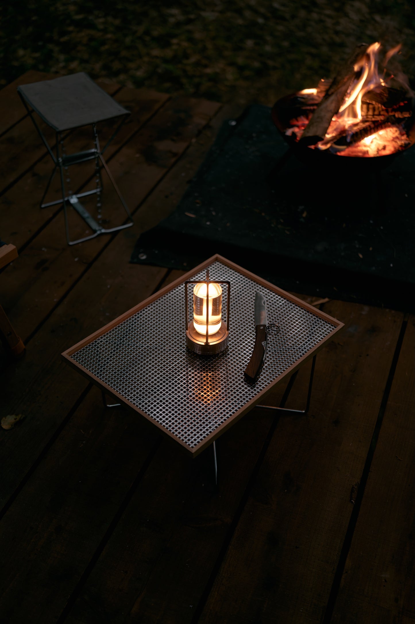 Wanderout / Universal Stand - Black