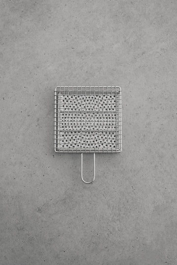 金網つじ / Ceramic Grill with Handled Tray