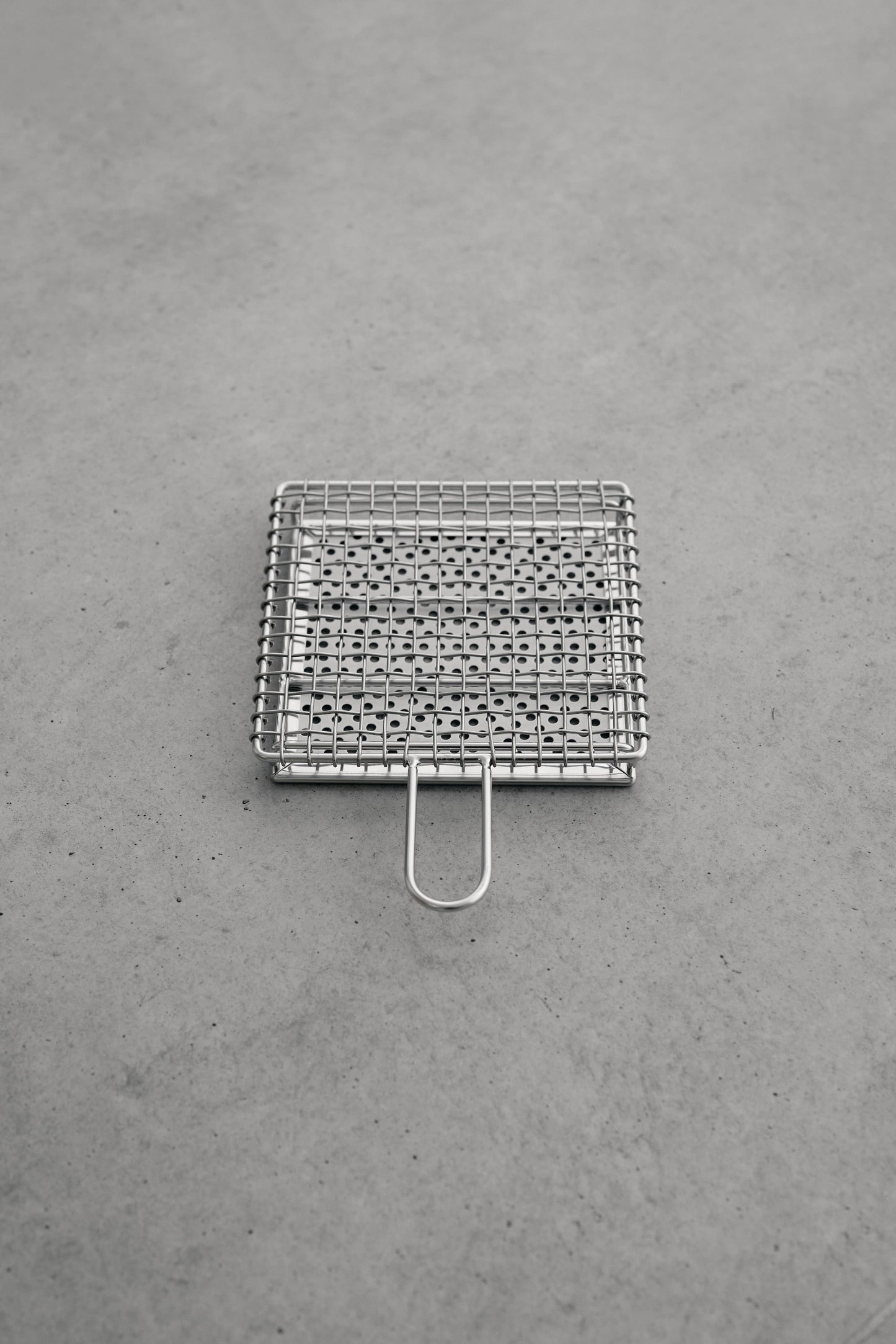 金網つじ / Ceramic Grill with Handled Tray