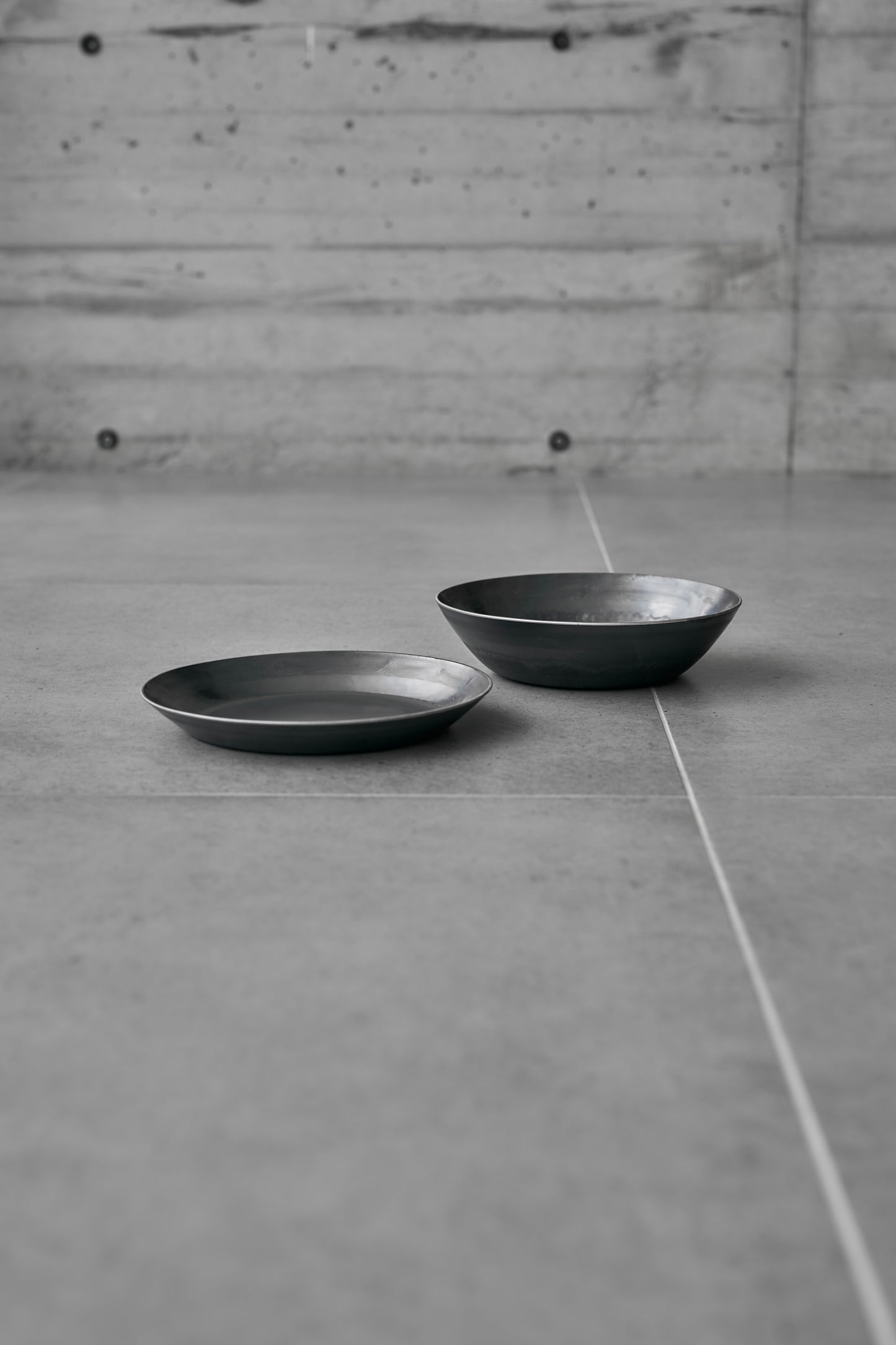 Wanderout / Hammered Iron Flat Frying Pan 22cm