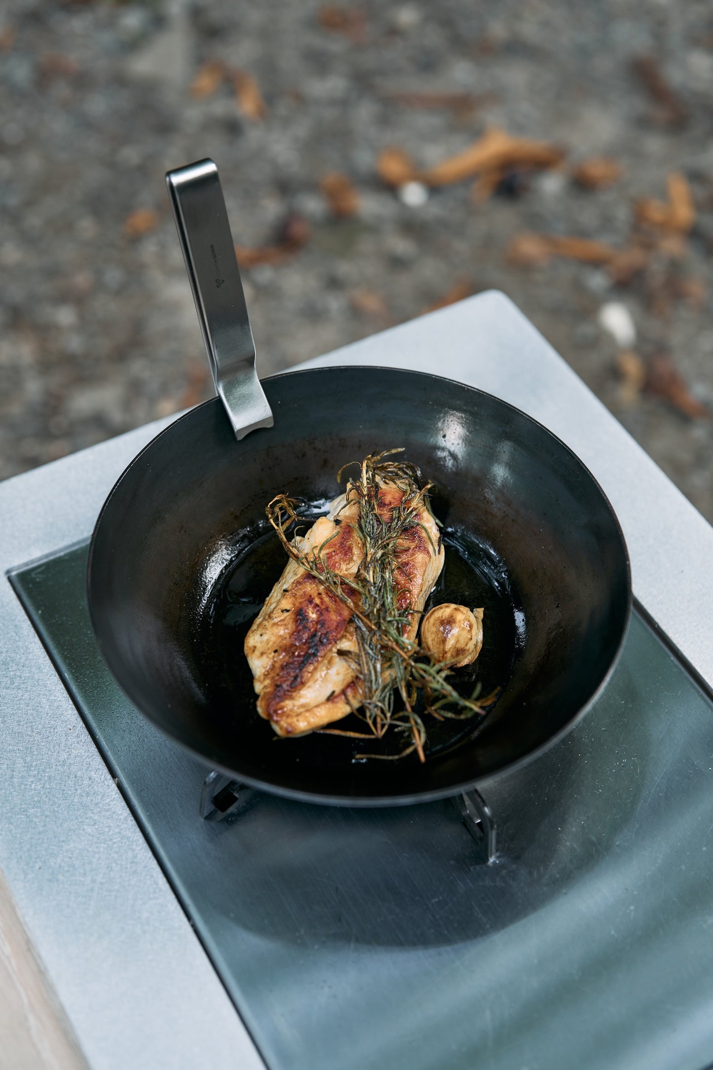 Wanderout / Hammered Iron Deep Frying Pan 22cm