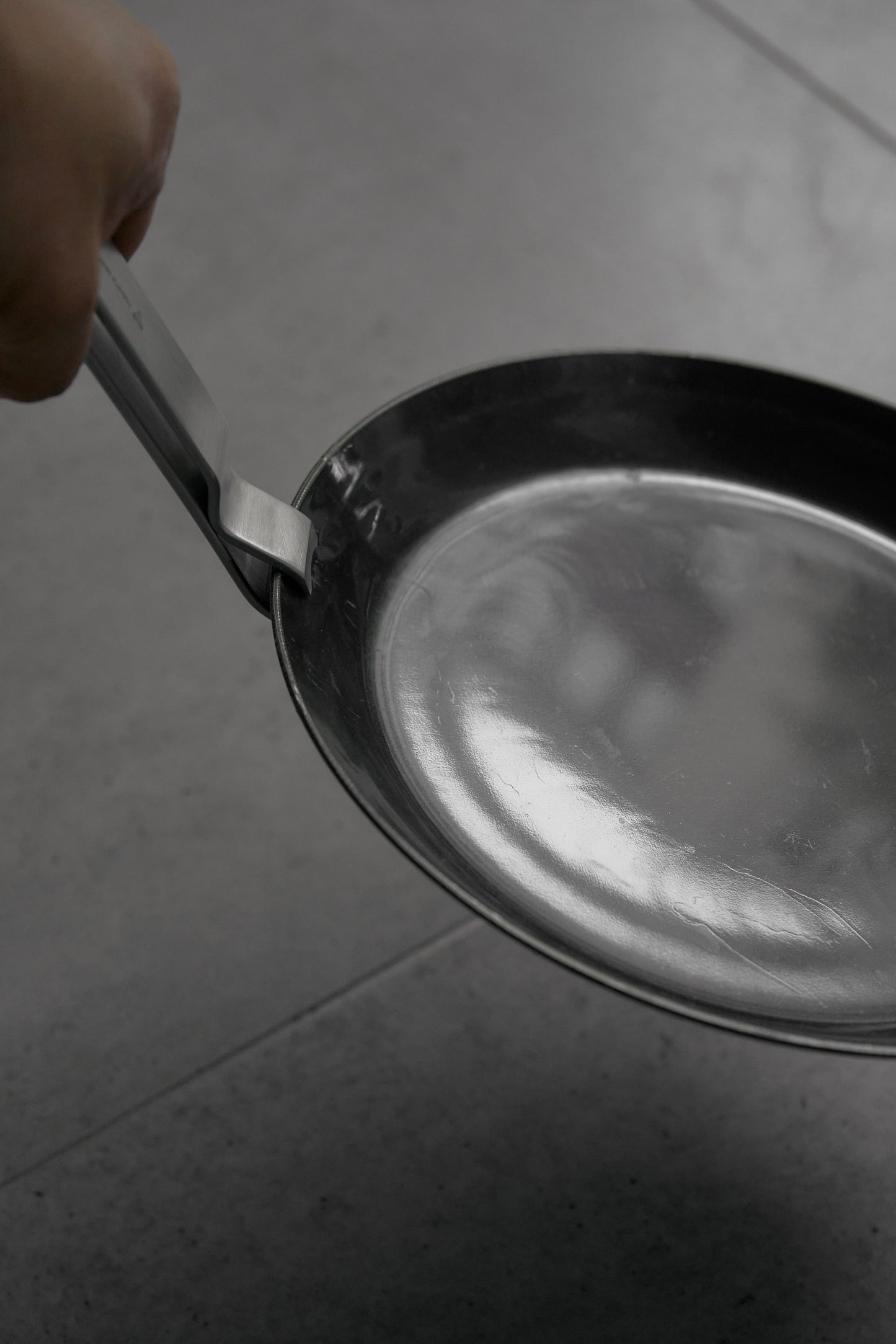 Wanderout / Hammered Iron Frying Pan 22cm