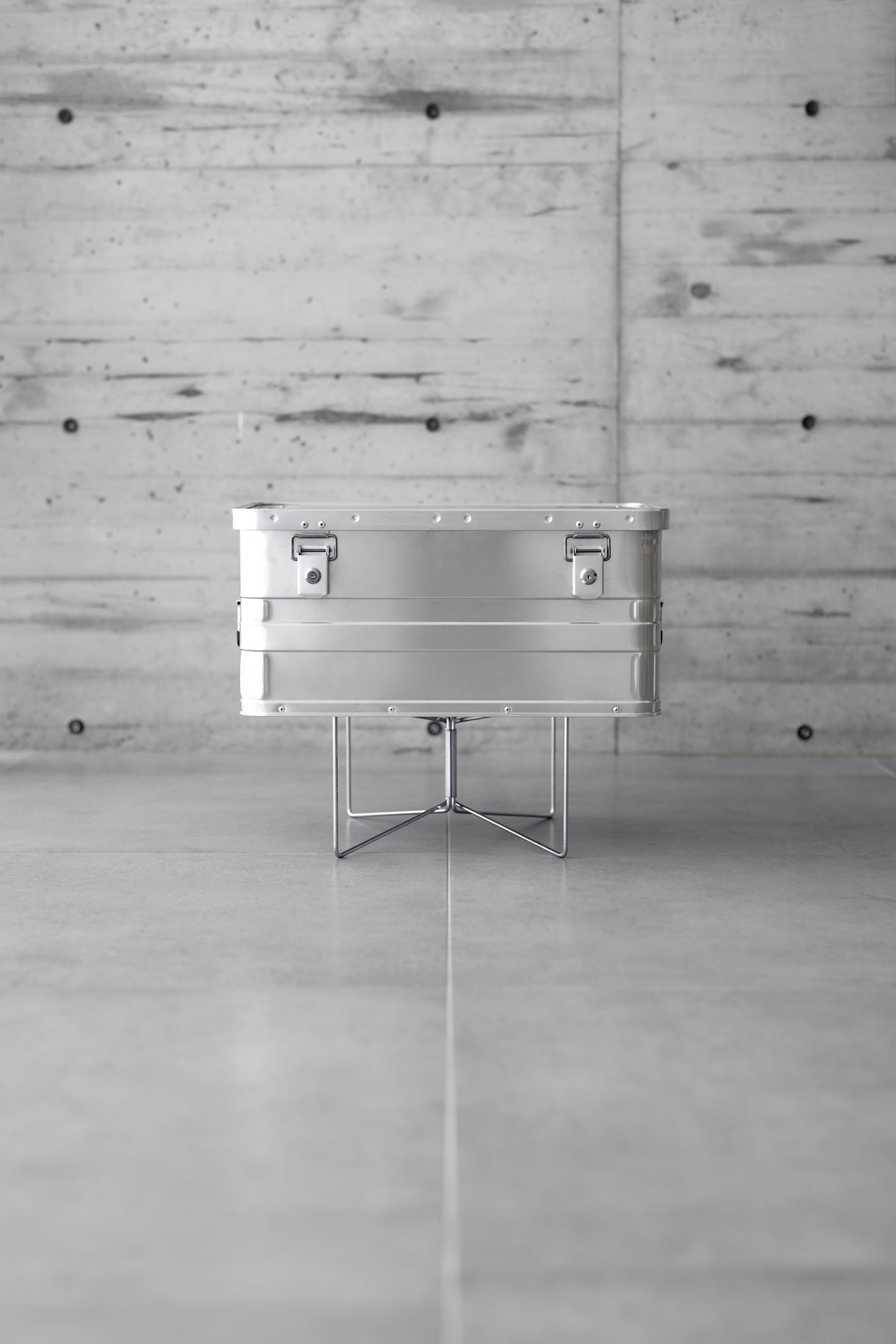 Wanderout / Universal Stand - Silver
