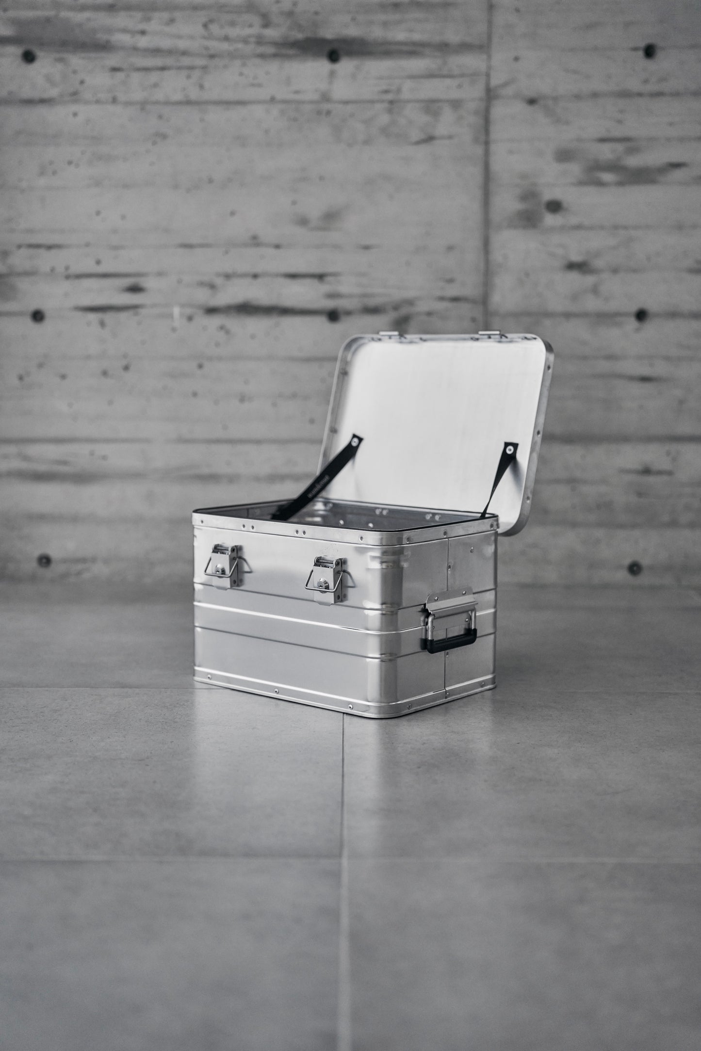 Wanderout / Universal Box 29L