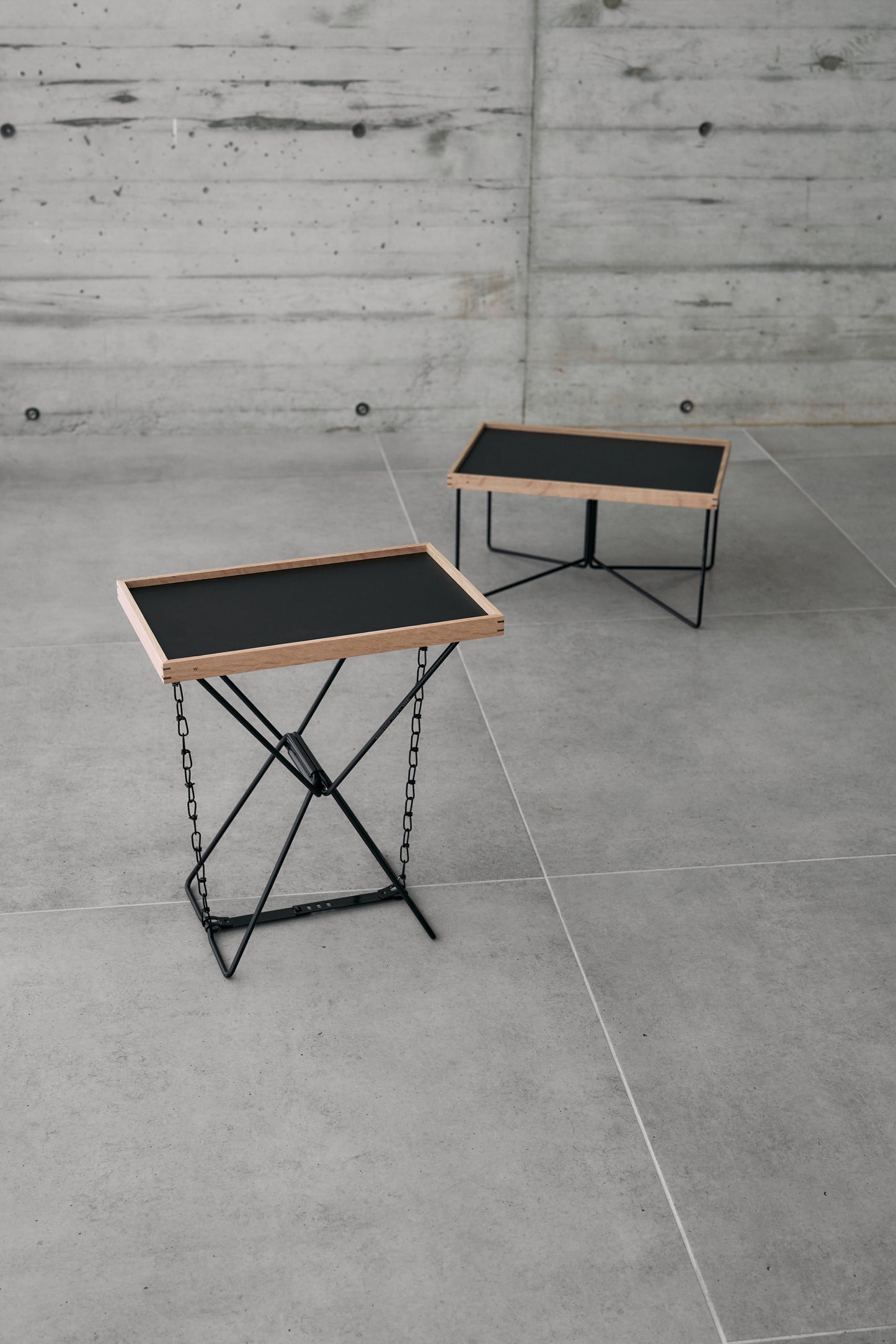 Wanderout / Universal Wood Tray Medium - Black