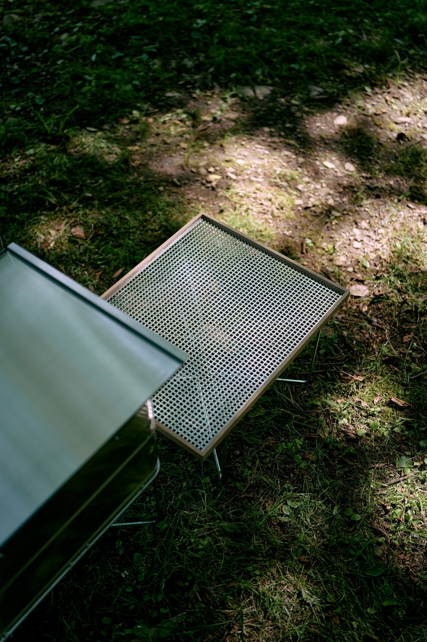 Wanderout / Universal Mesh Tray 01