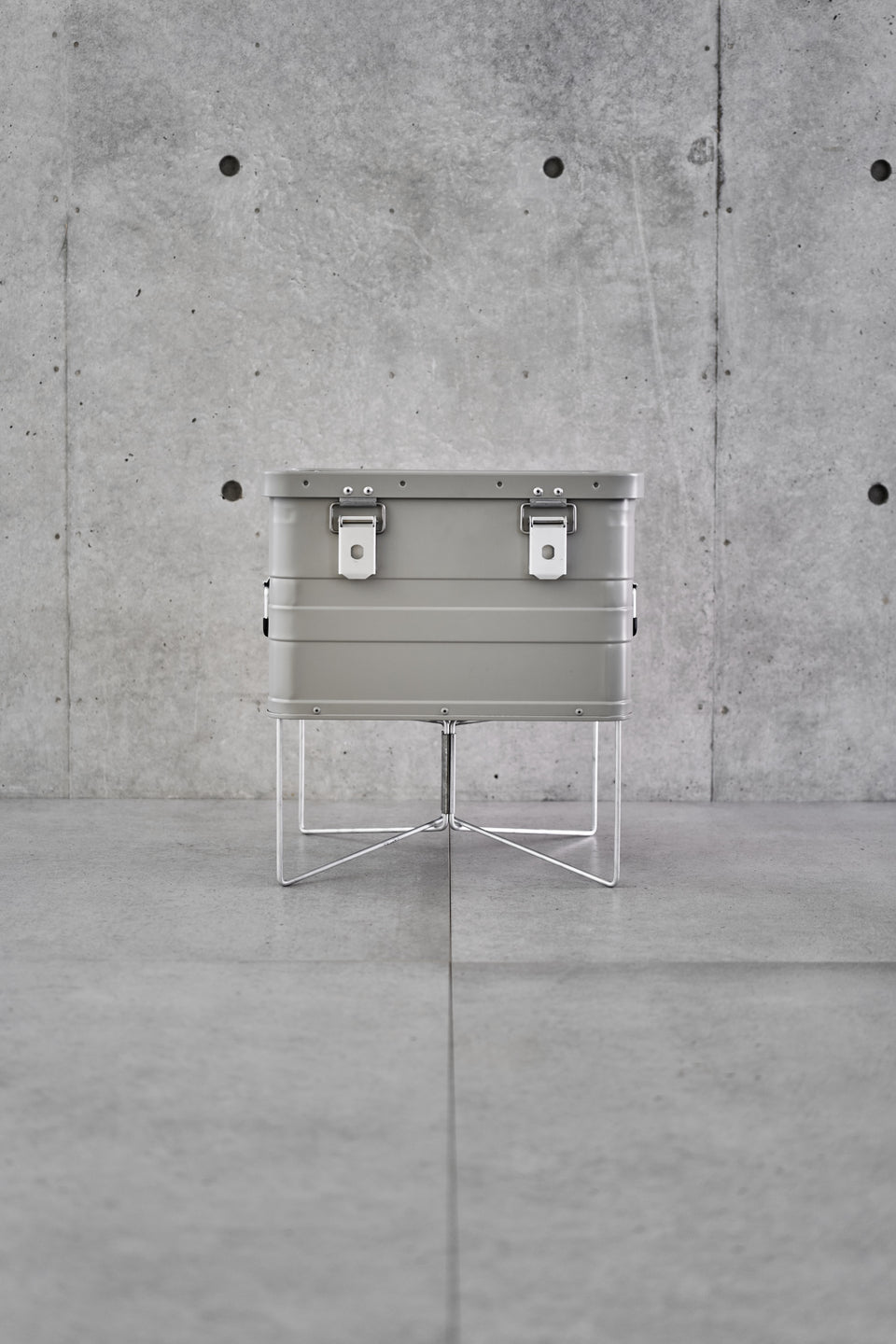 Wanderout / Universal Box 29L - Stone Gray
