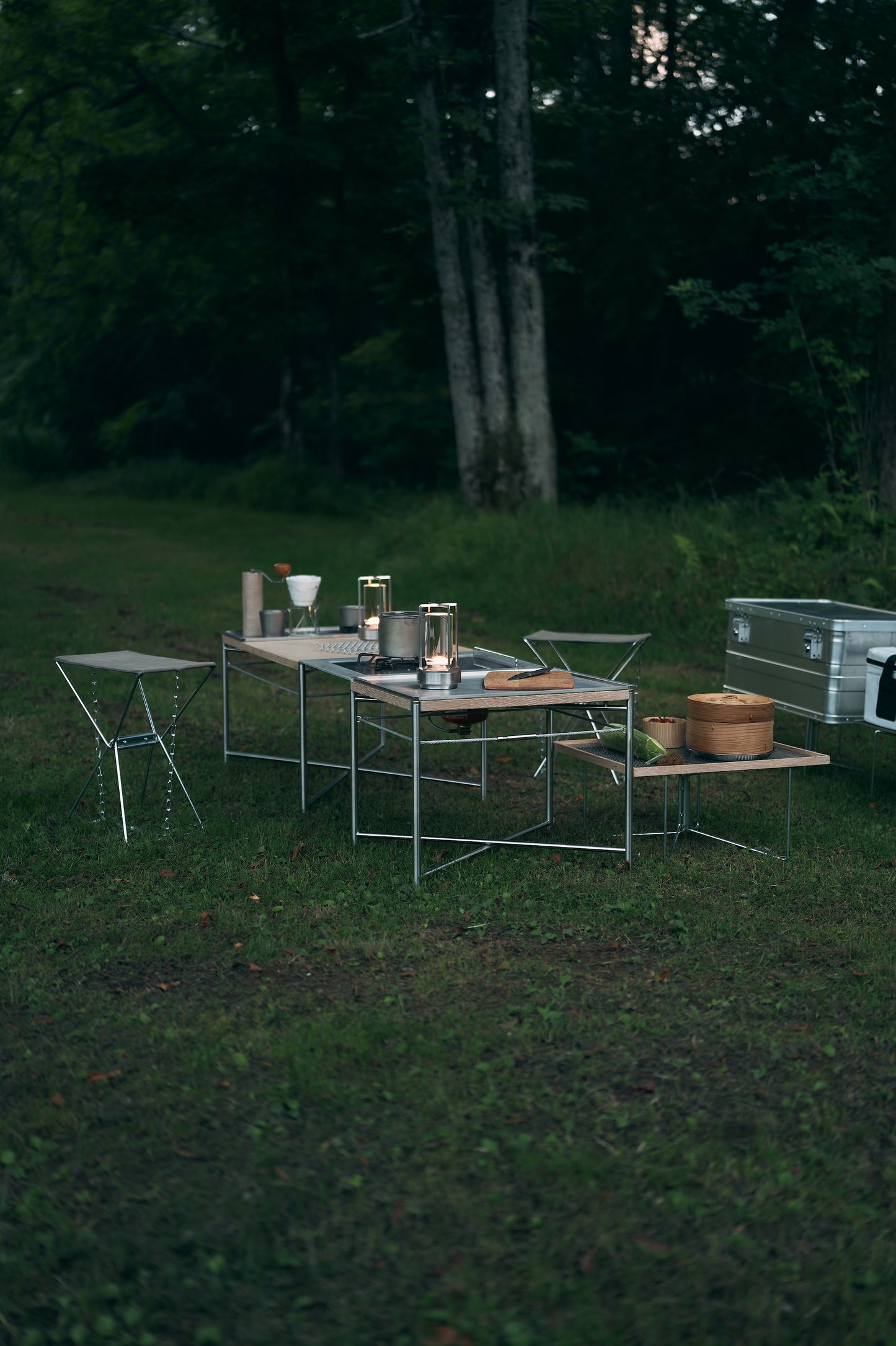 Wanderout / Universal Stool - Silver