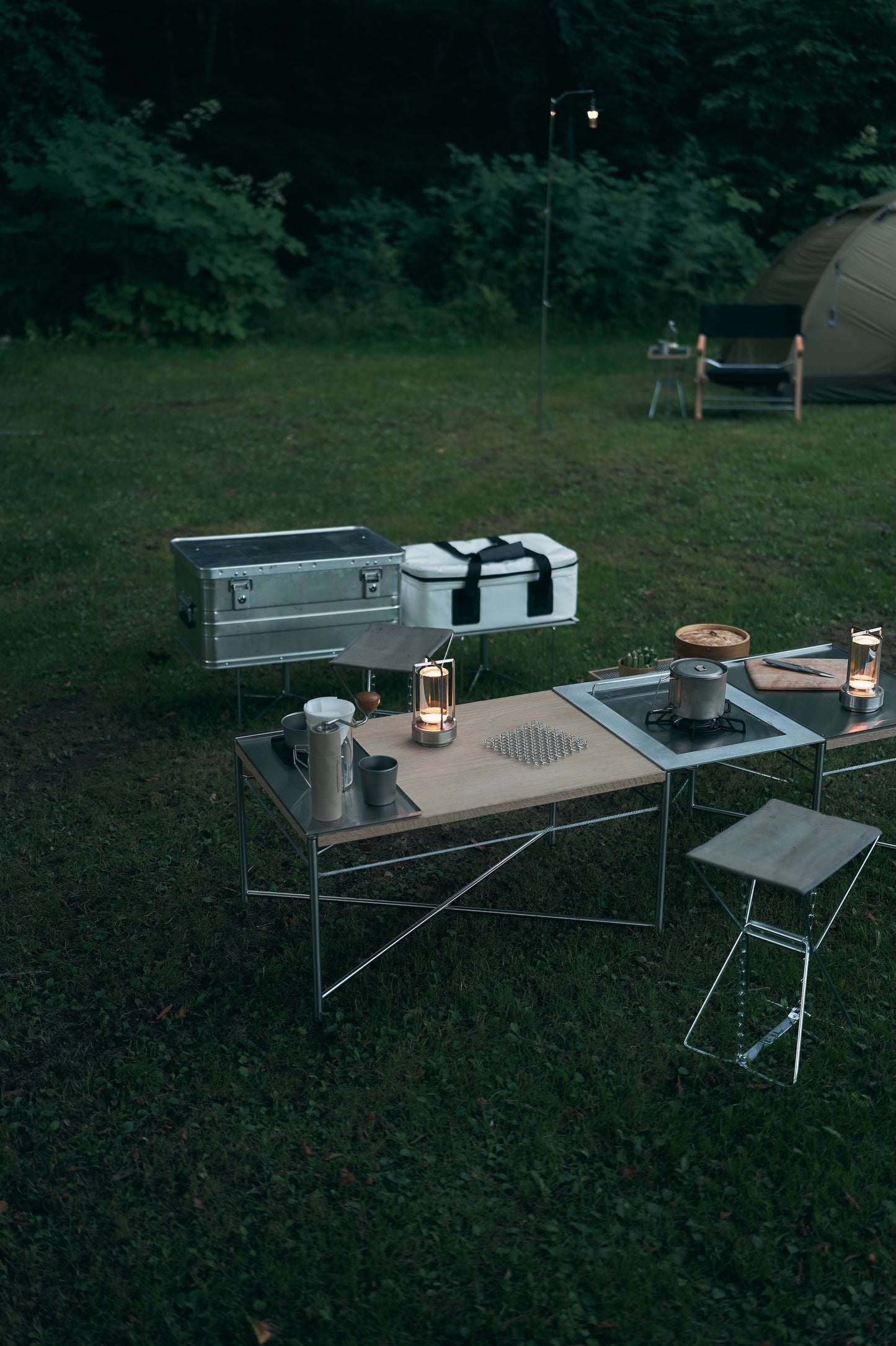 Wanderout / Universal Stool - Silver