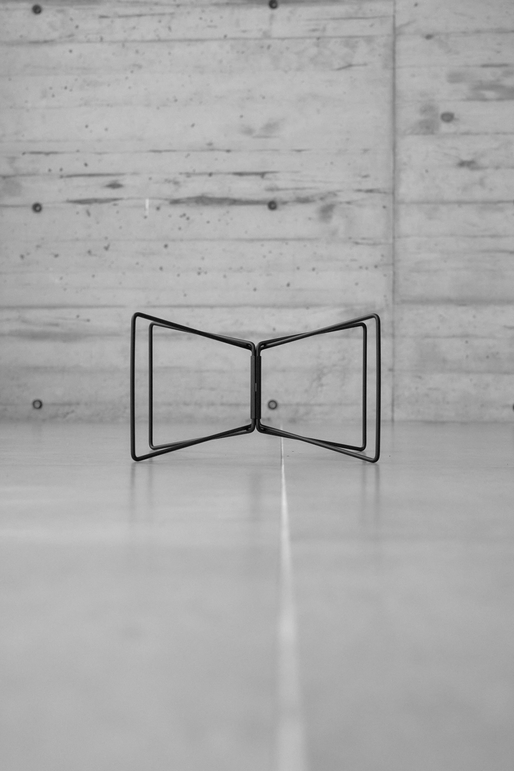 Wanderout / Universal Stand - Black – wanderout