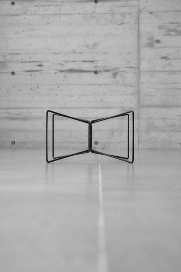 Wanderout / Universal Stand - Black