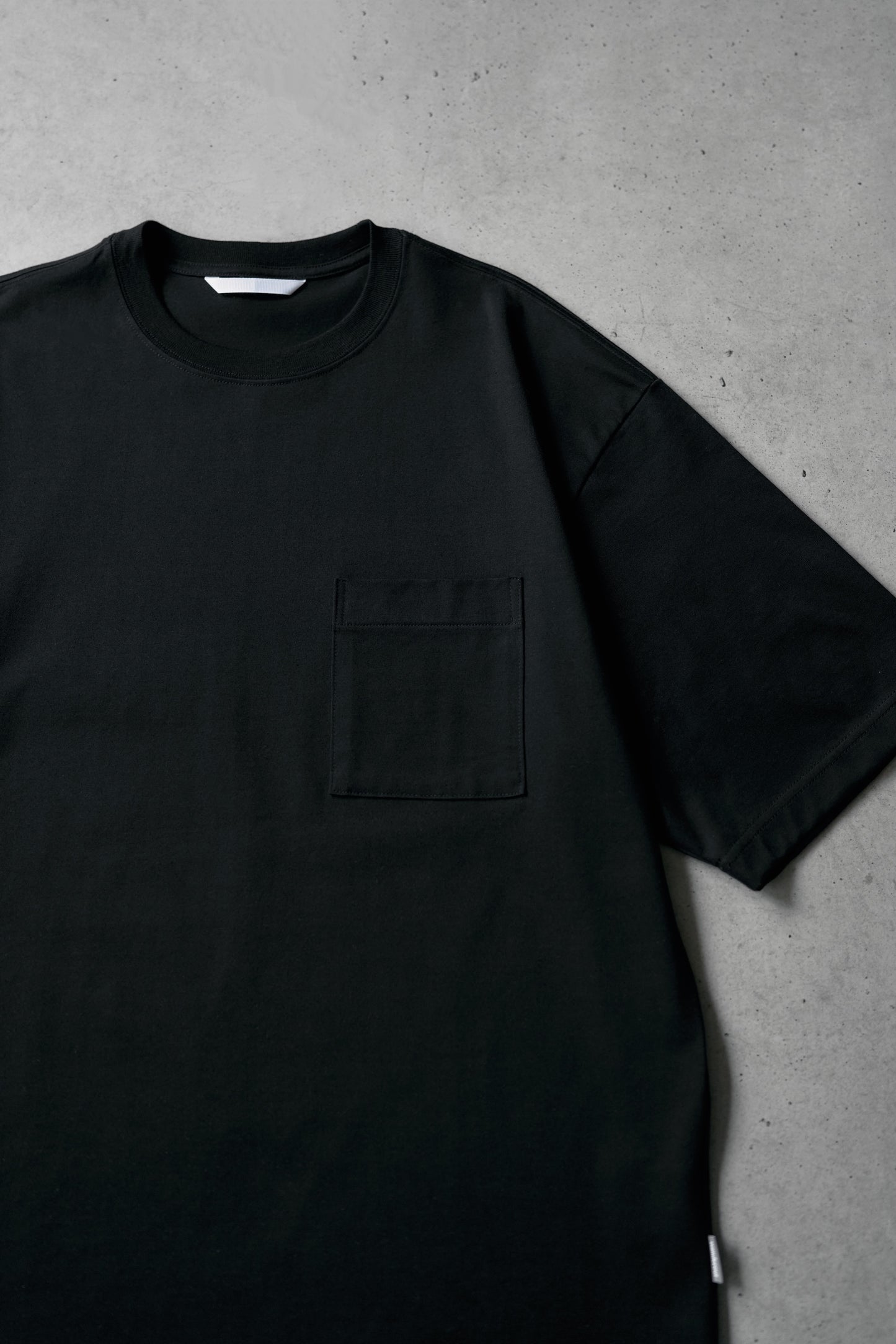 Wanderout / Pocket T-Shirt - Black