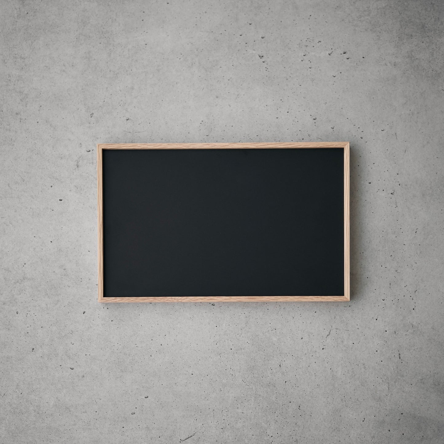 Wanderout / Universal Wood Tray Small - Black