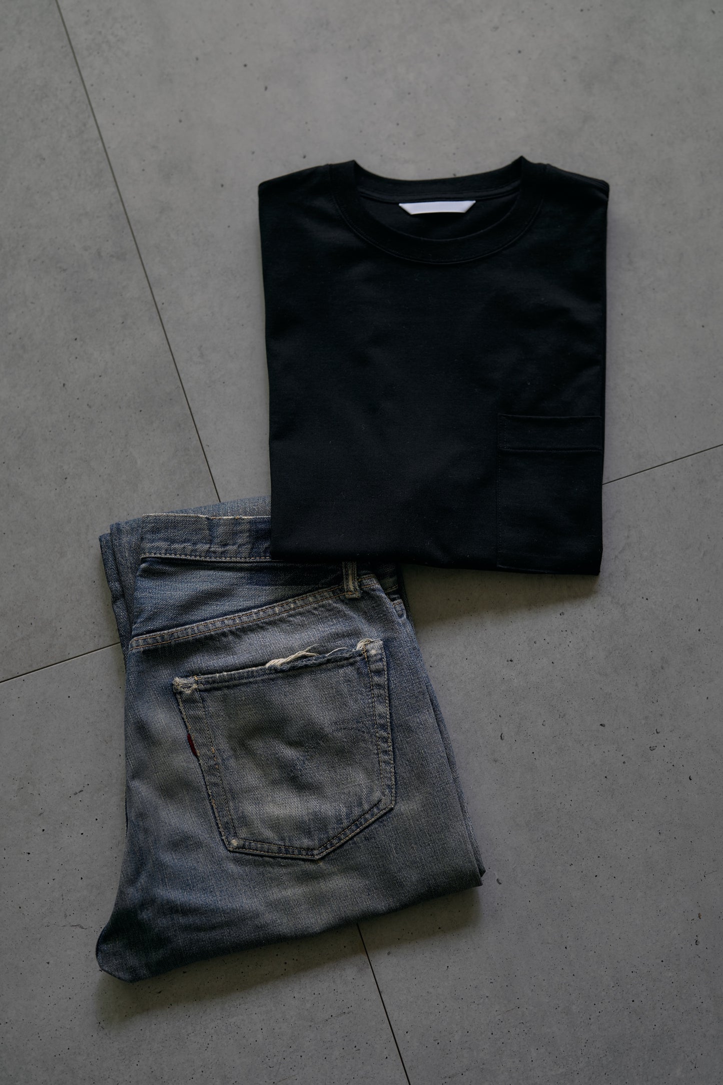 Wanderout / Pocket T-Shirt - Black