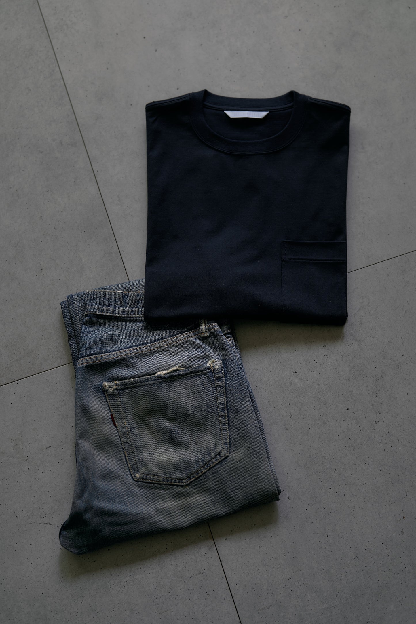 Wanderout / Pocket T-Shirt - Navy