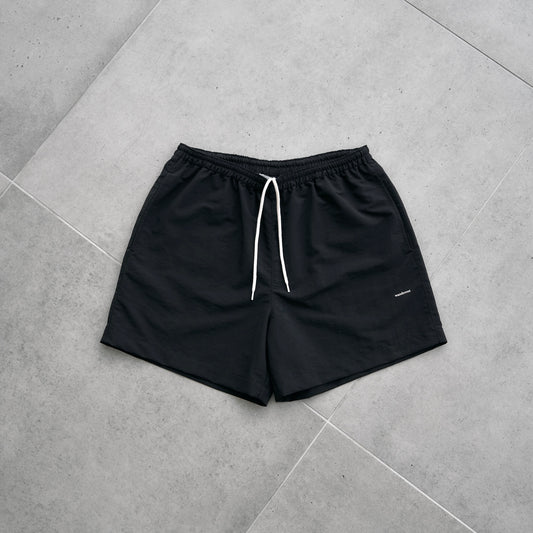 Wanderout / Universal Shorts - Black
