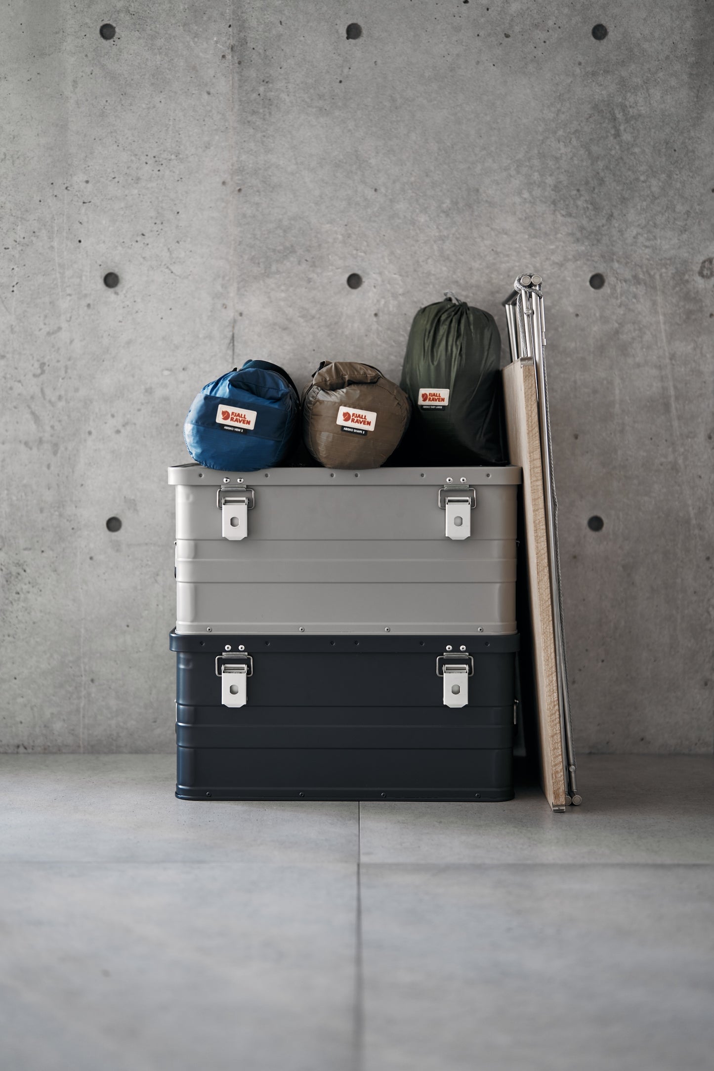 Wanderout / Universal Box 47L - Stone Gray