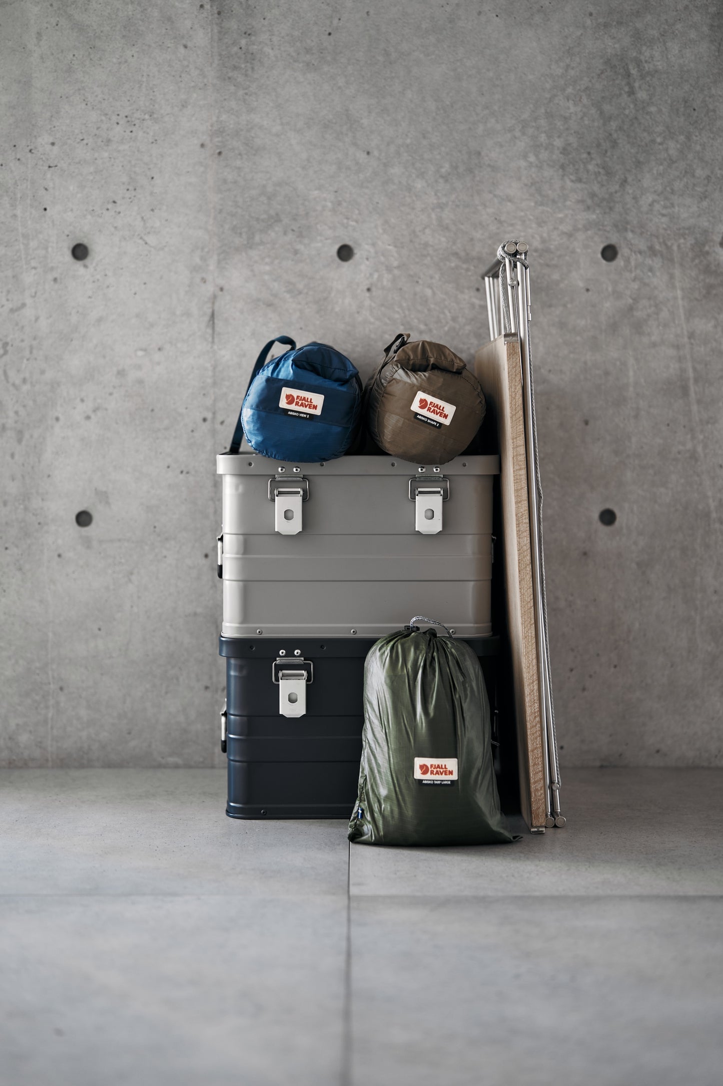Wanderout / Universal Box 29L - Stone Gray