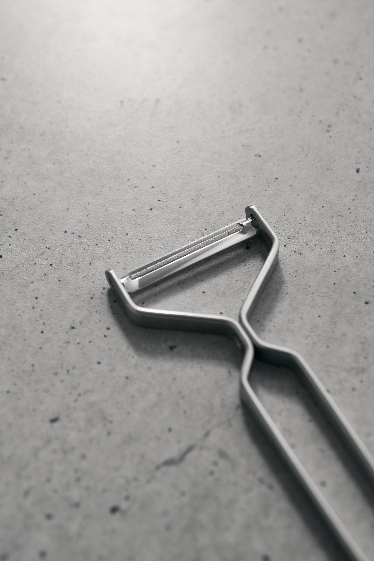 Yoshita Handi-Design Studio / Peeler – wanderout