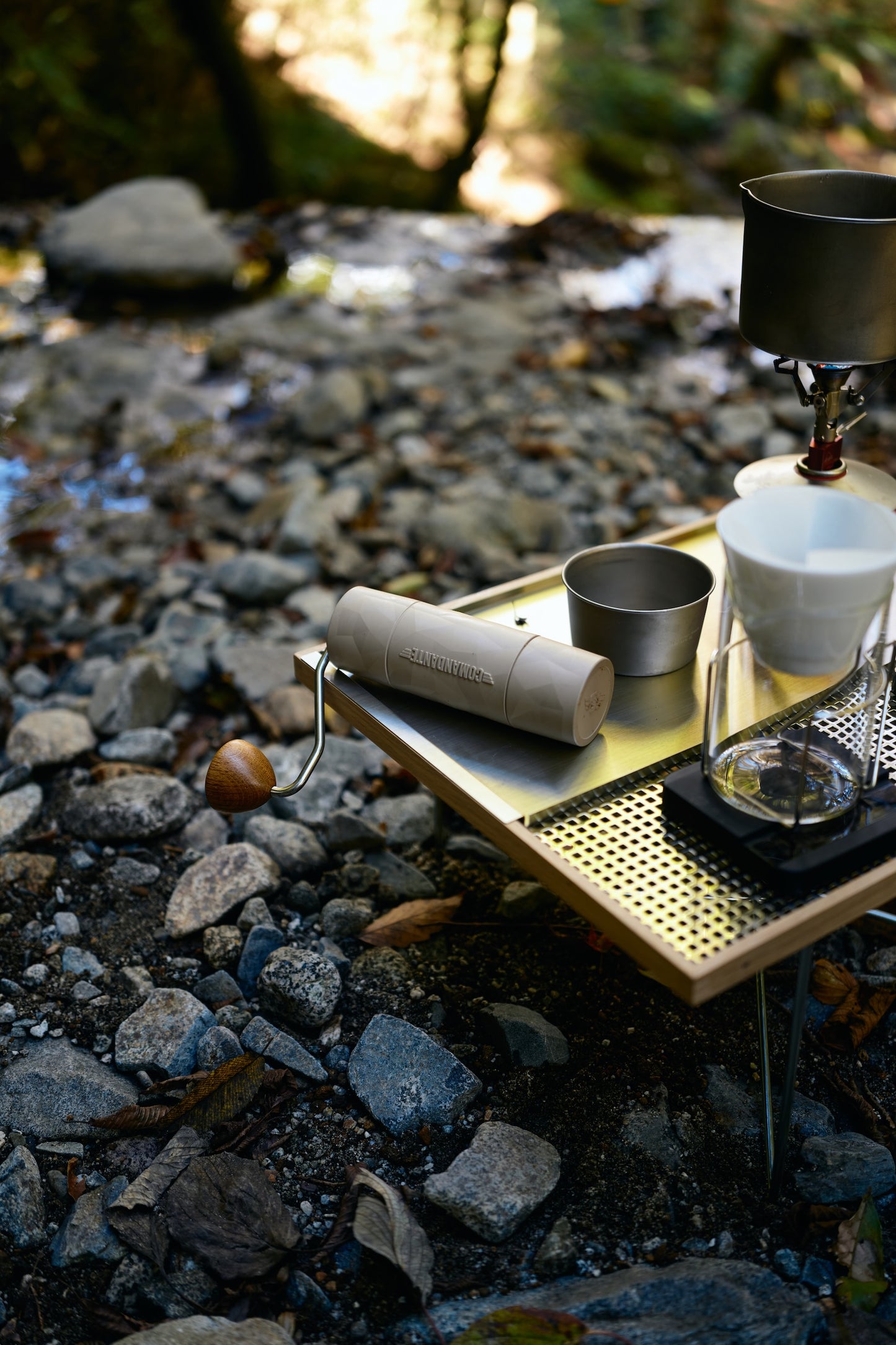 Wanderout / Universal Stand - Black