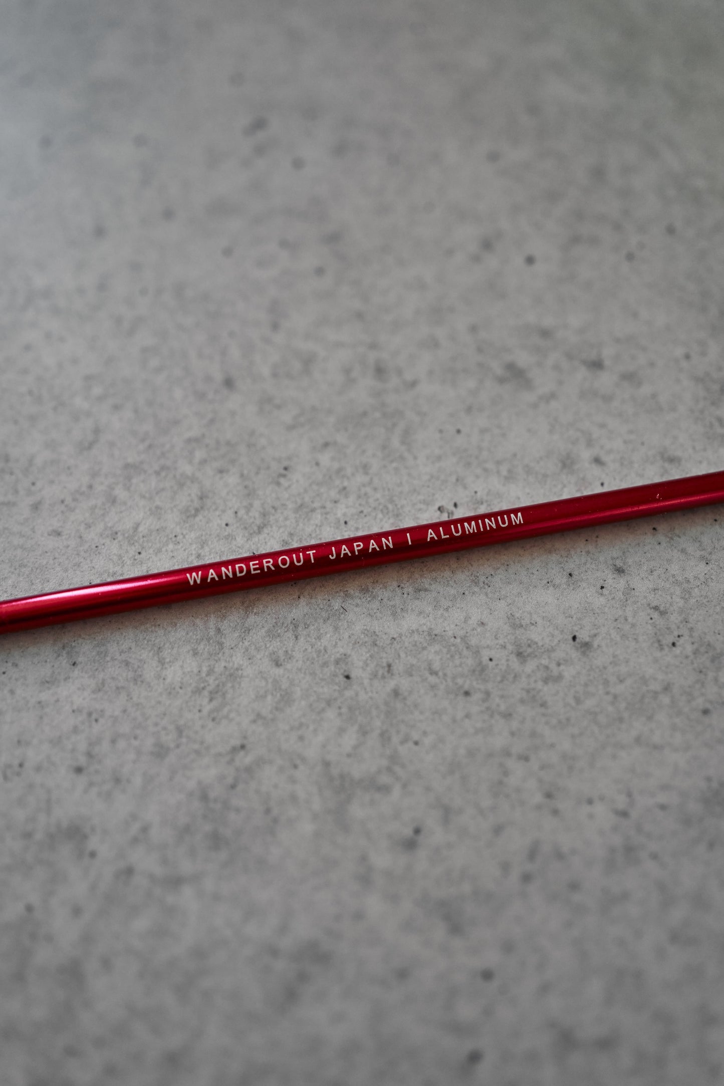 Wanderout / Universal Stand Limited Edition - Carmine Aluminum