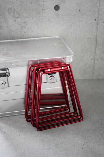 Wanderout / Universal Stand Limited Edition - Carmine Aluminum
