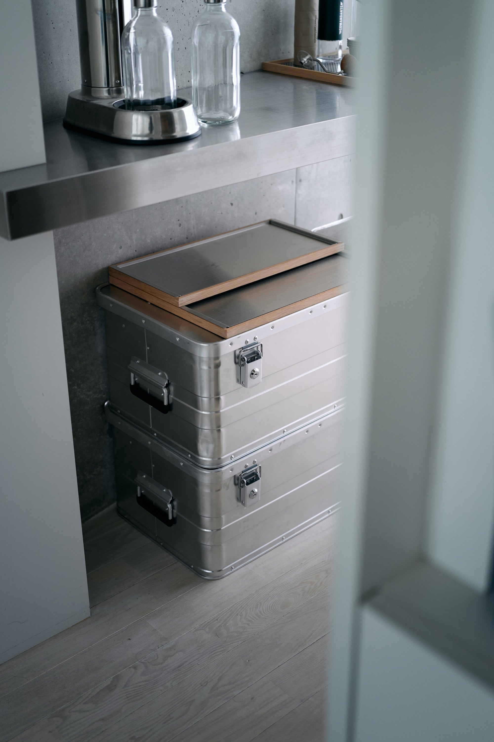 Wanderout / Universal Mesh Tray 00 – wanderout