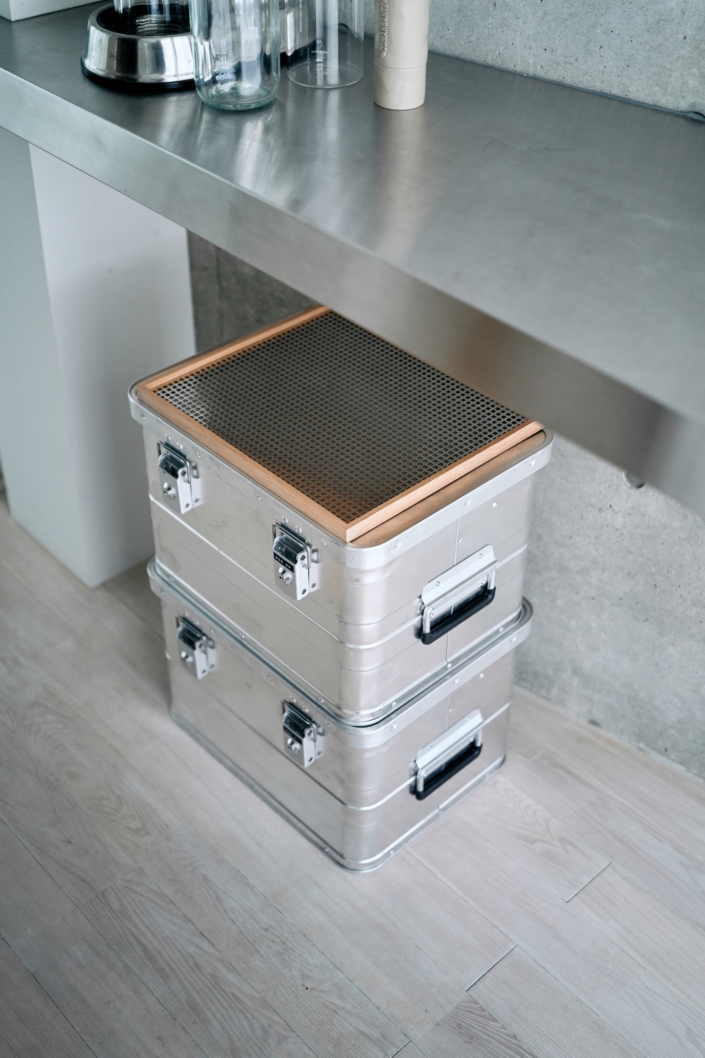 Wanderout / Universal Box 29L