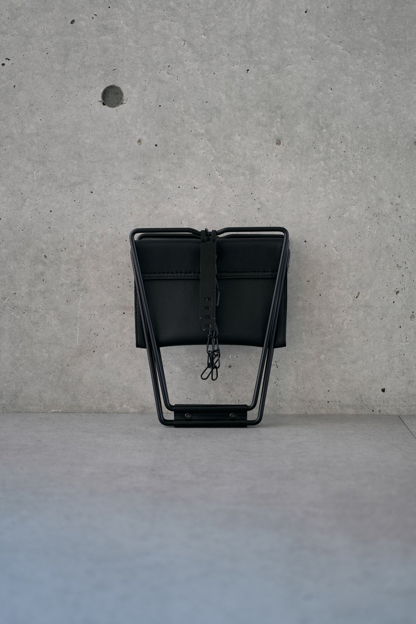 Wanderout / Universal Stool - Blackout