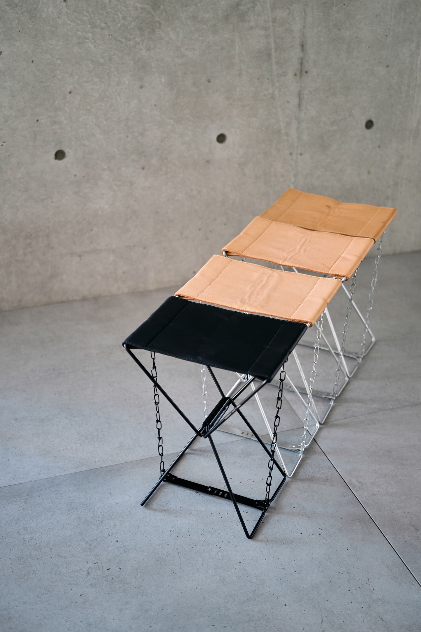 Wanderout / Universal Stool - Blackout