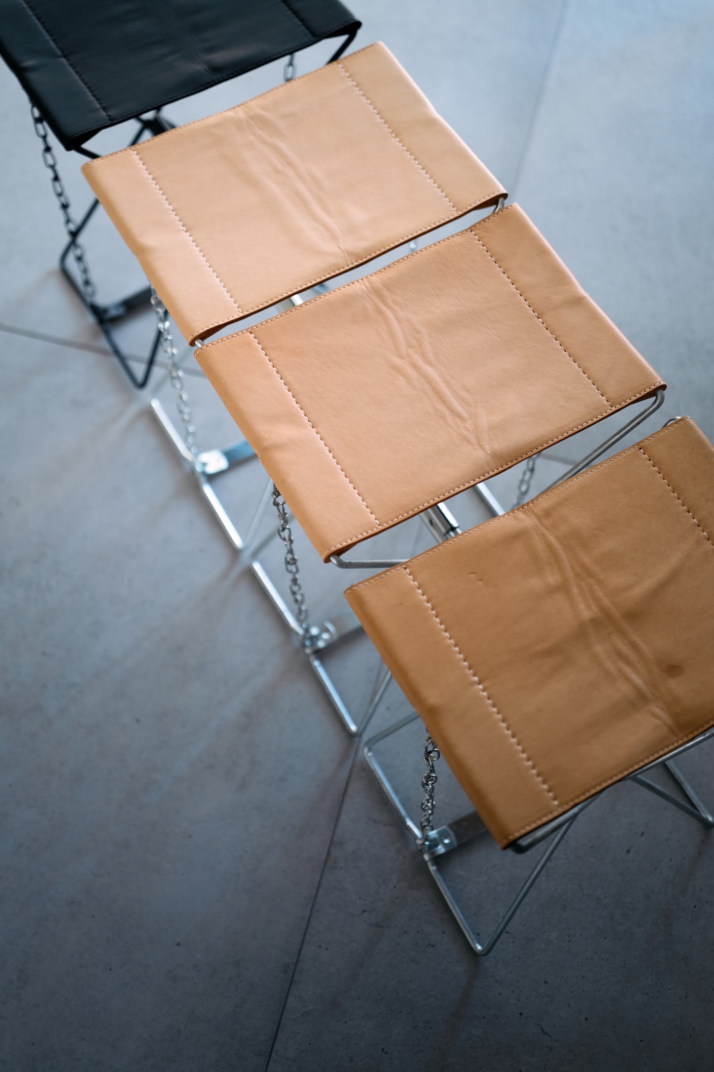 Wanderout / Universal Stool - Nume