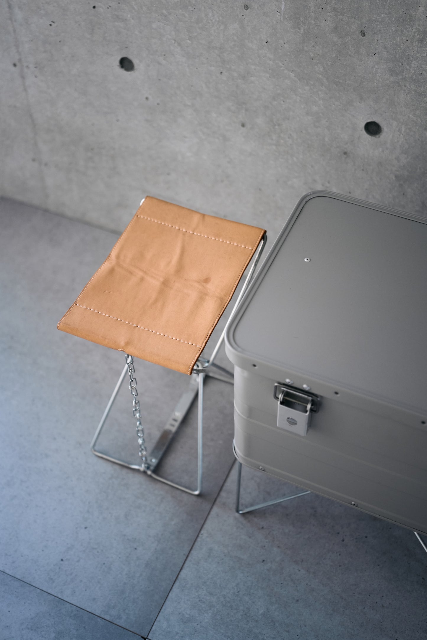 Wanderout / Universal Stool - Nume