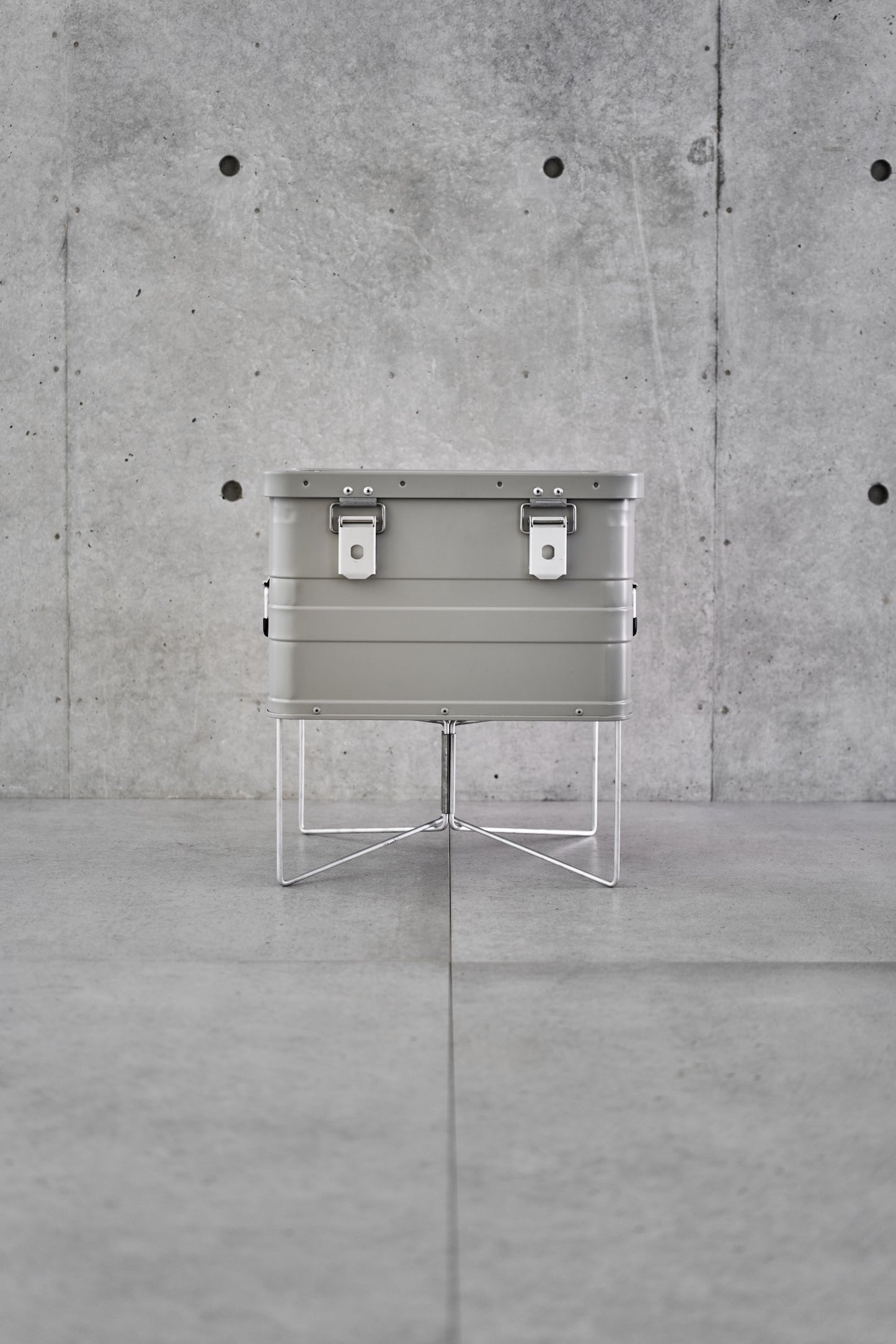 Wanderout / Universal Box 29L - Stone Gray
