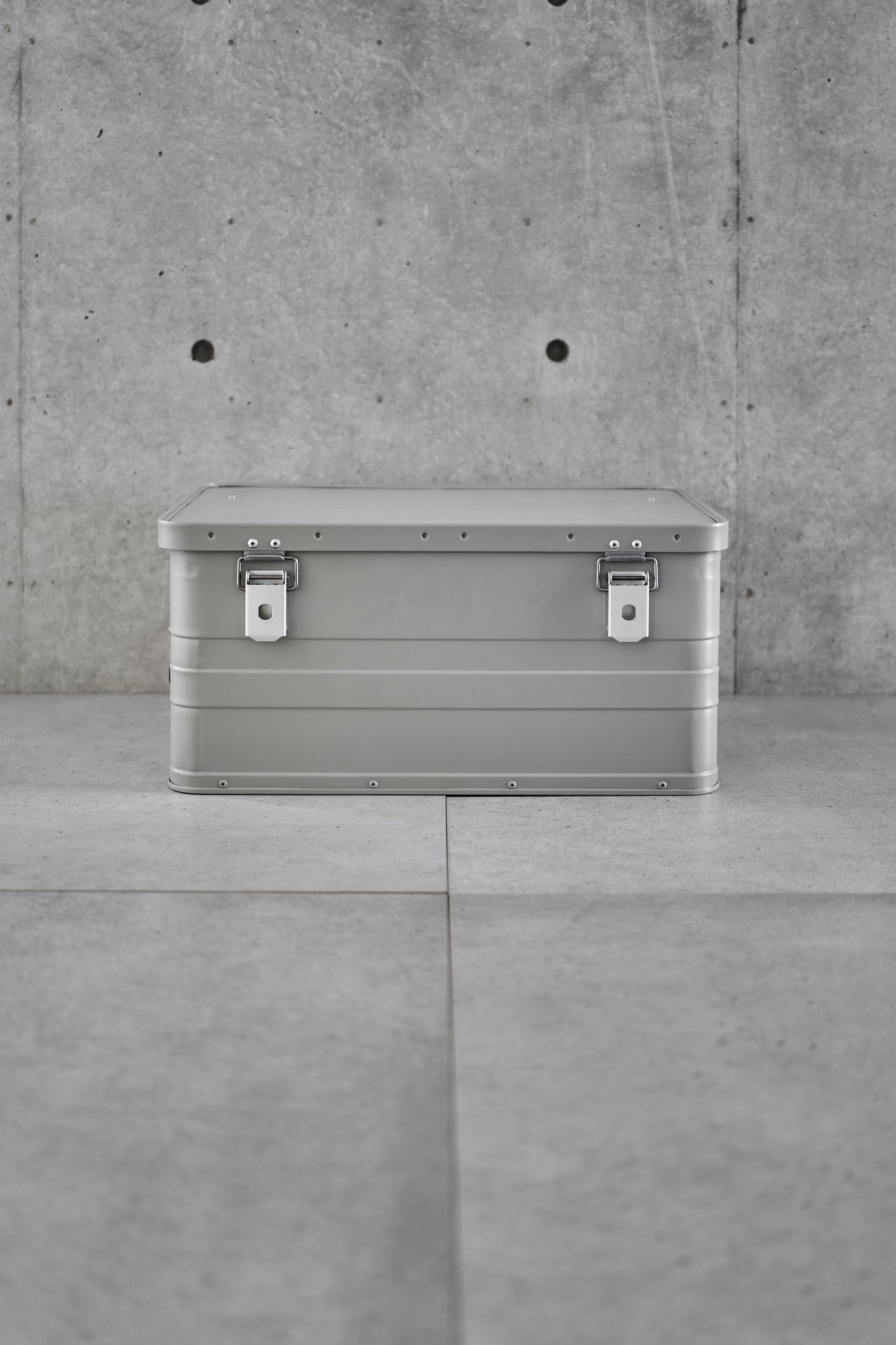 Wanderout / Universal Box 47L - Stone Gray