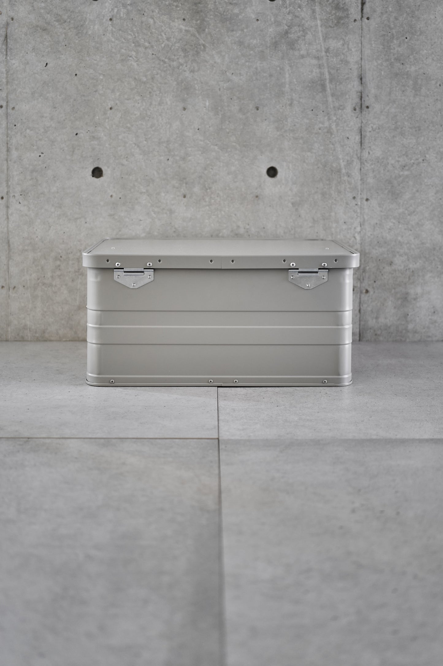 Wanderout / Universal Box 47L - Stone Gray