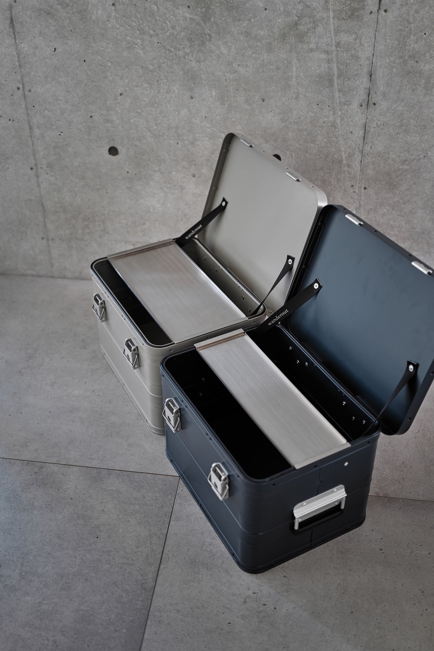 Wanderout / Universal Box 29L - Stone Gray